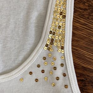 Ribbed tank/ gold sequin accent.